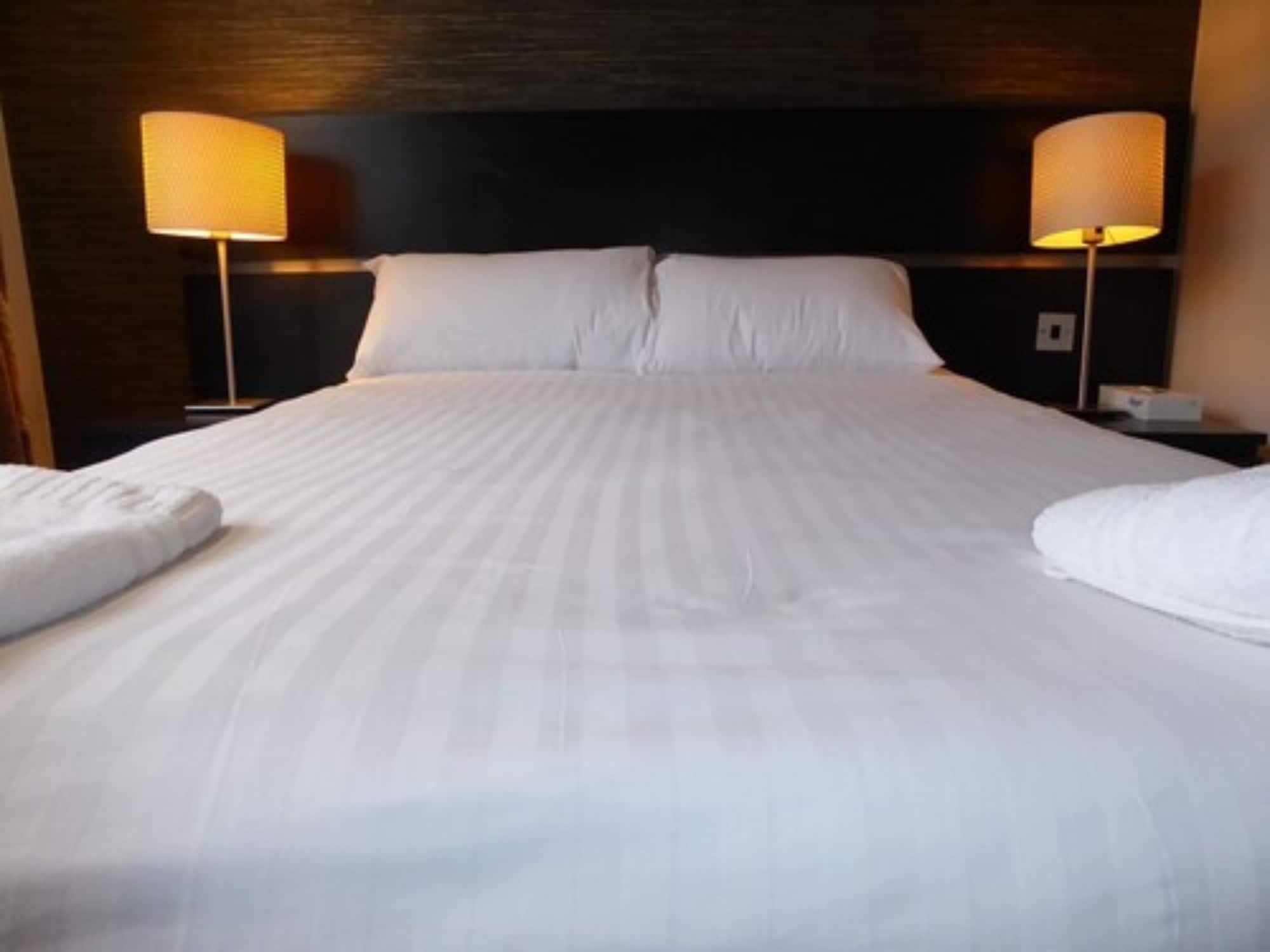 Western Hatfield Hotel 4*
